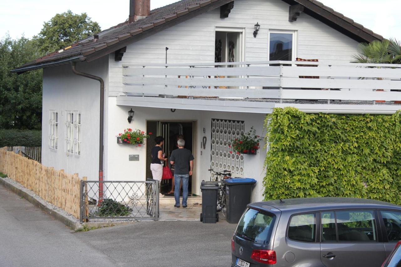 Ferienwohnung Das Inge Die Oberne In Bernau Бернау-ам-Кимзее Экстерьер фото